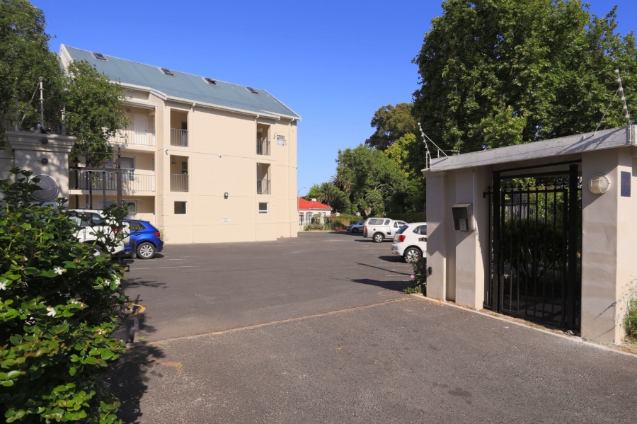 1 Bedroom Property for Sale in Plumstead Western Cape